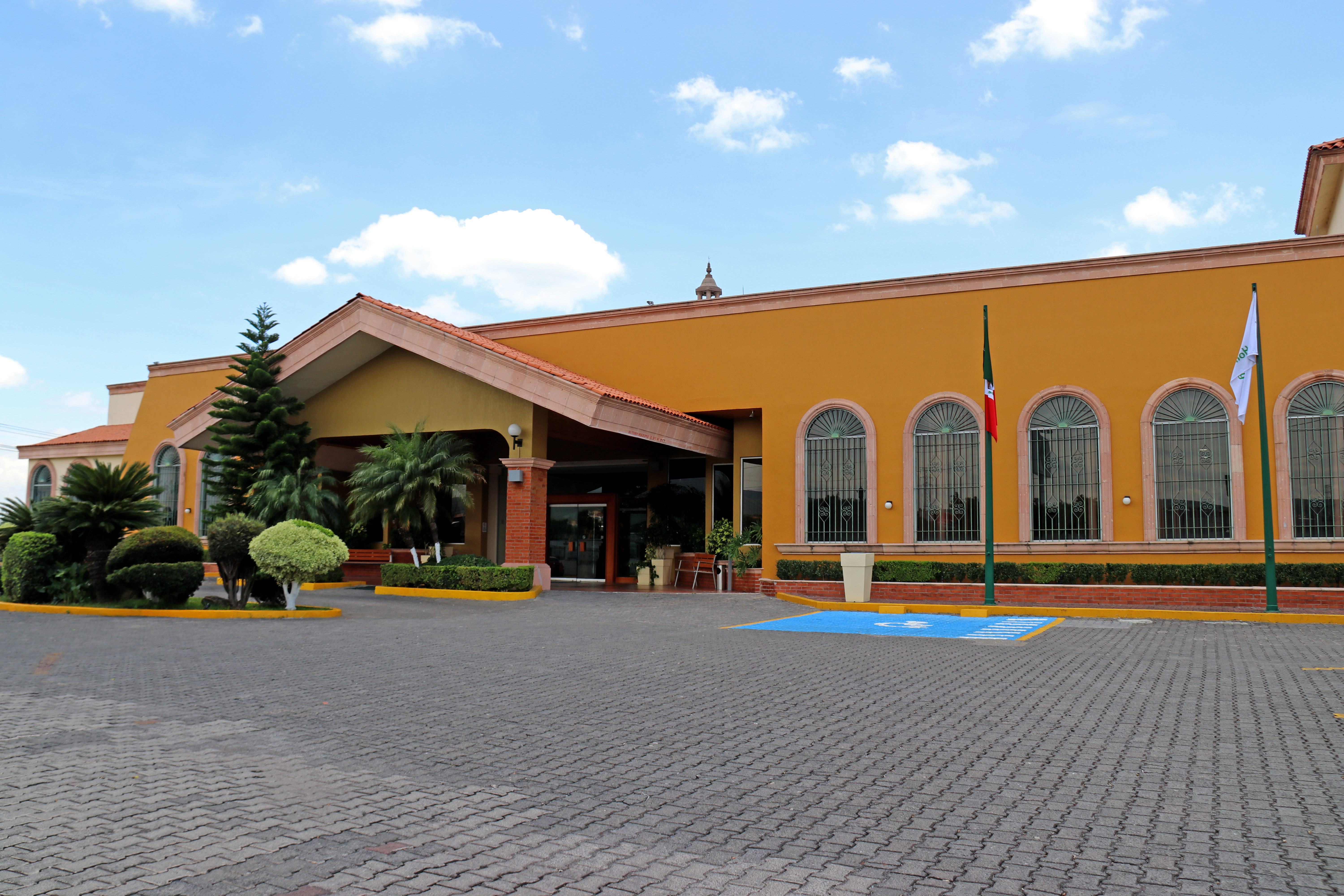 Holiday Inn La Piedad 6/55