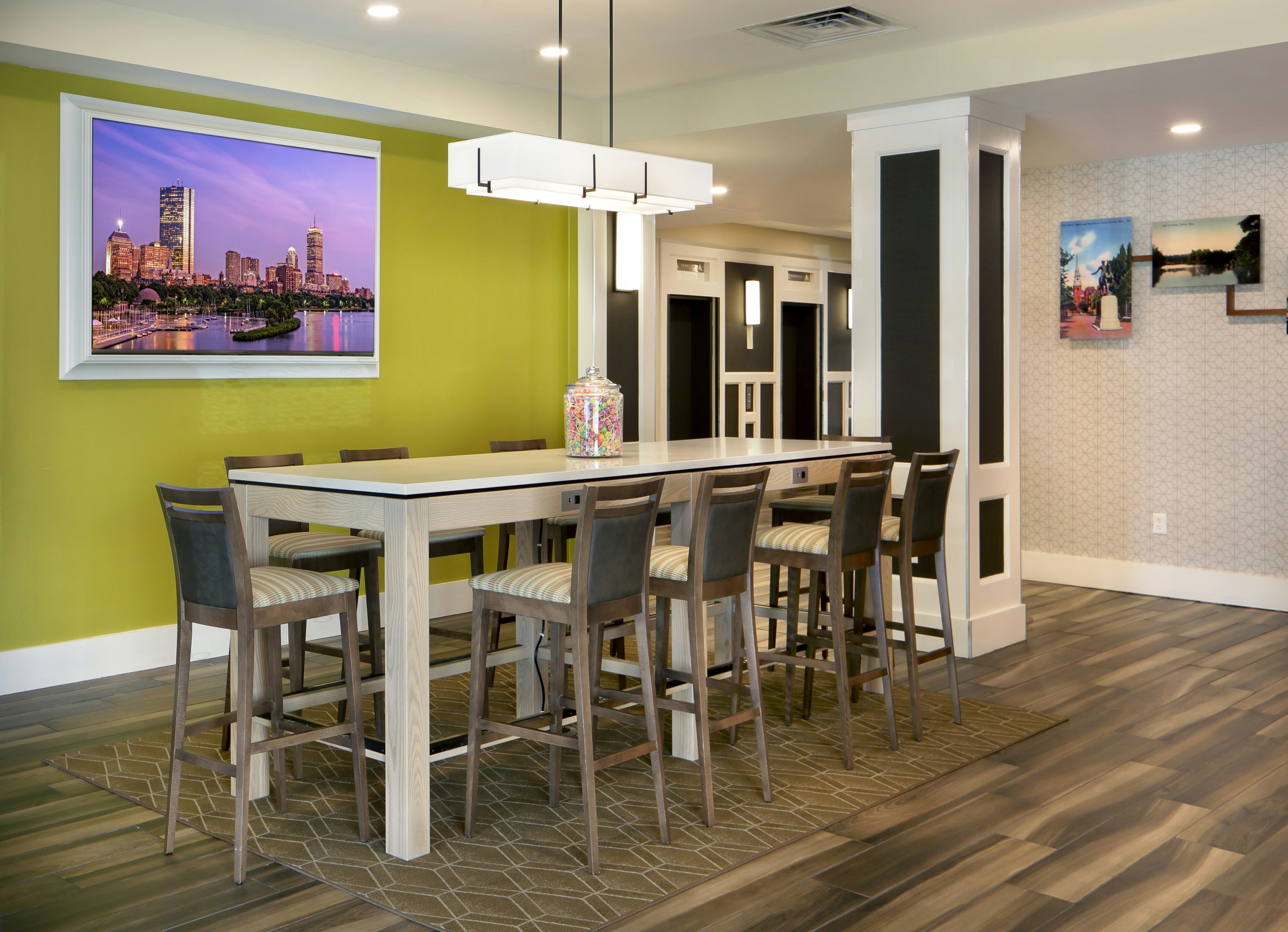 Hampton Inn Boston/Natick 14/30