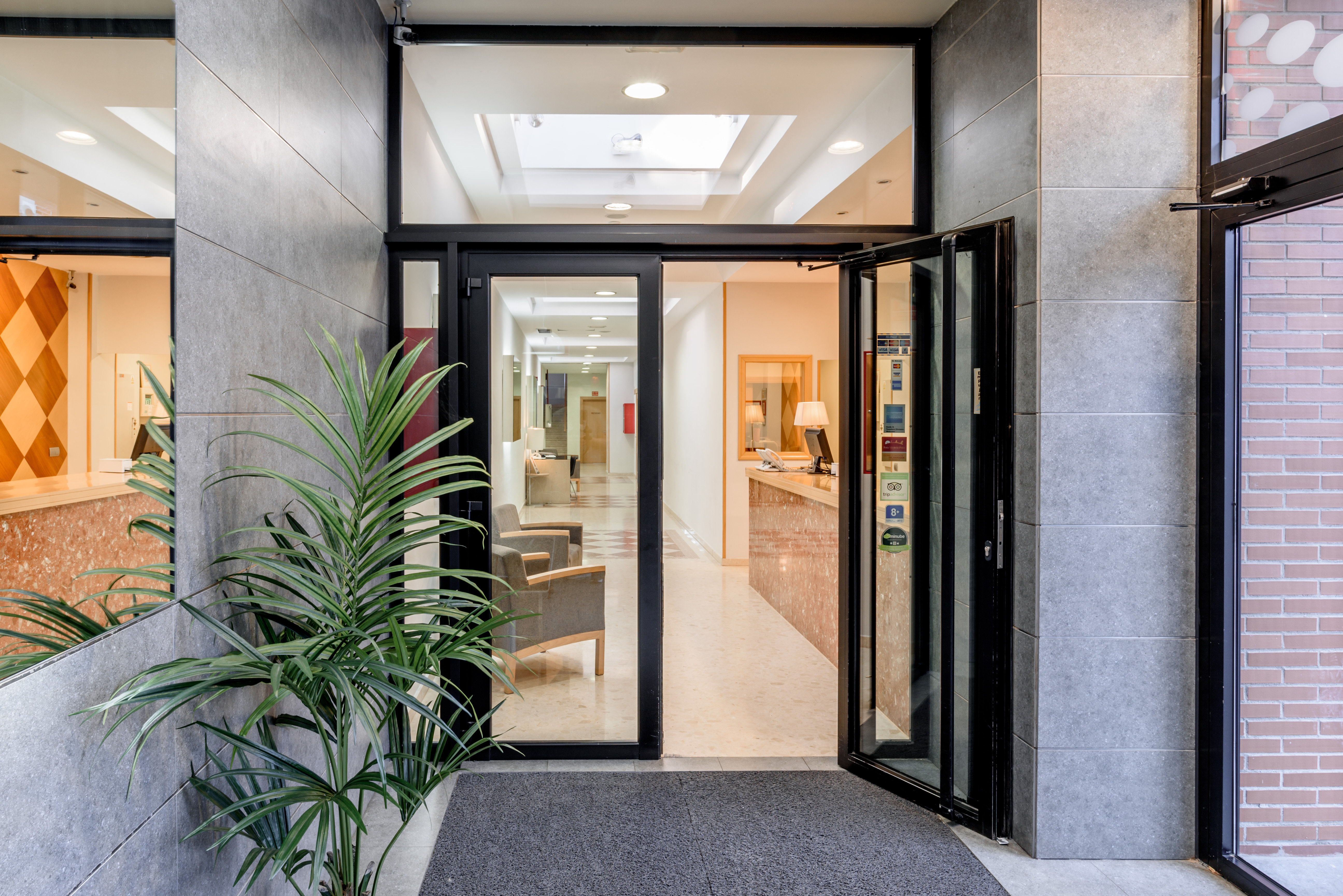 APARTAHOTEL EXE CAMPUS SAN MAMES 3/47