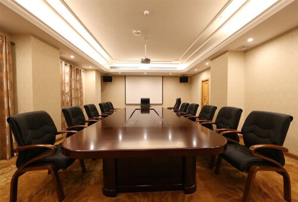 Vienna Hotel Panyu Shiqiao Branch 13/16