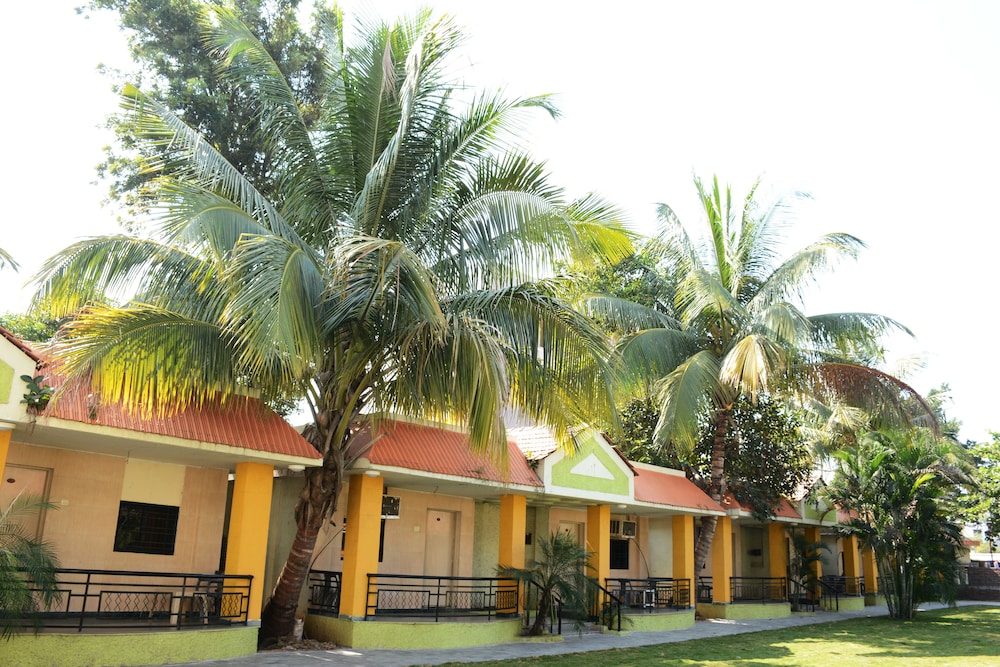 Pushpak Resort 2/67