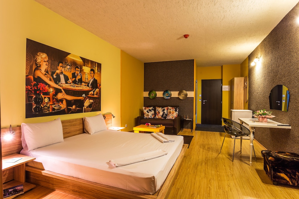 Art Hotel Simona 6/40