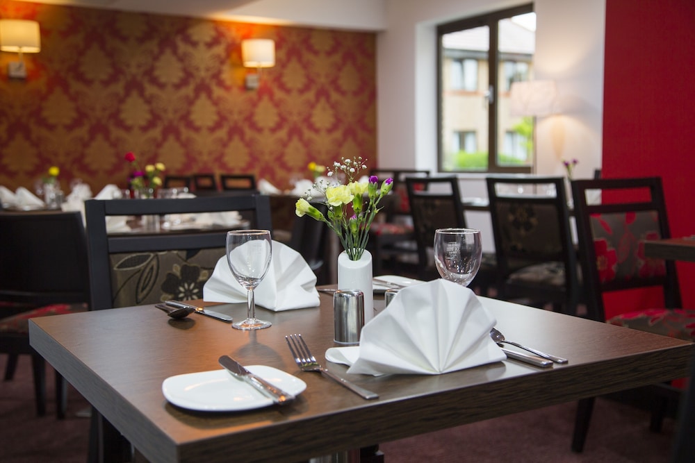 Ramada by Wyndham Cambridge 32/39