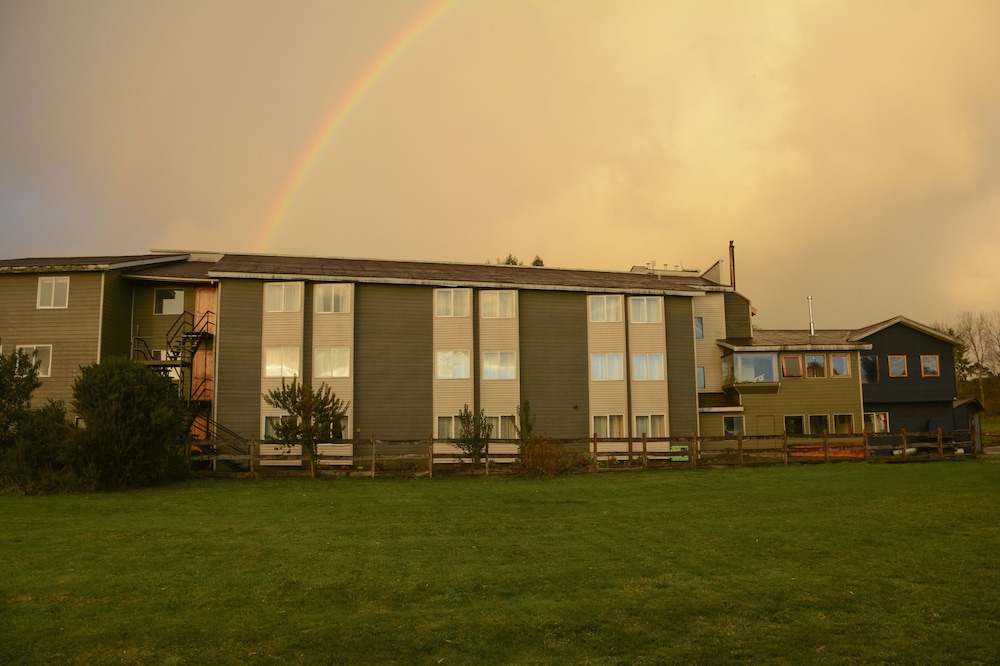 Borde Lago Hotel 5/50