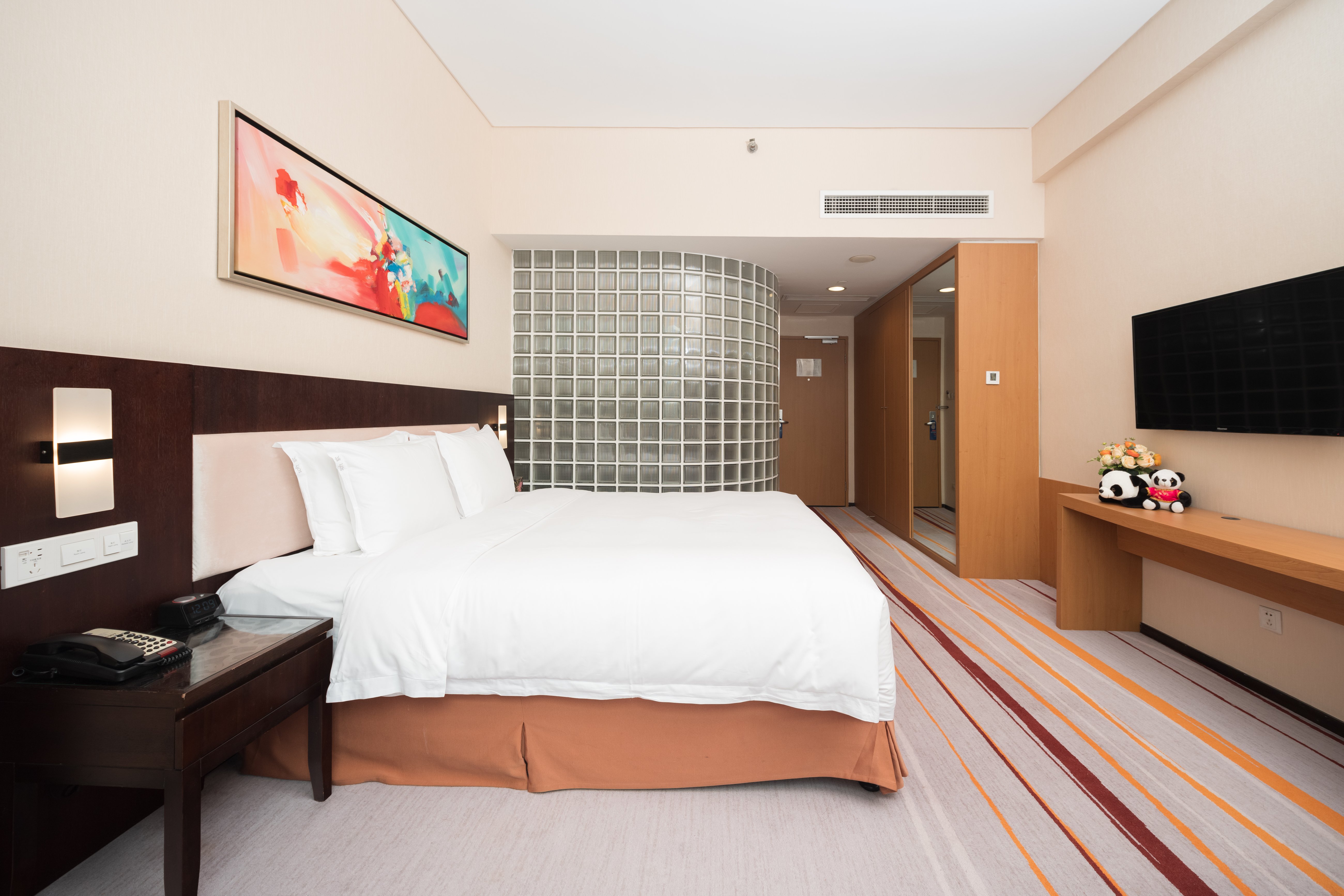 Holiday Inn Express Chengdu Gulou 30/72