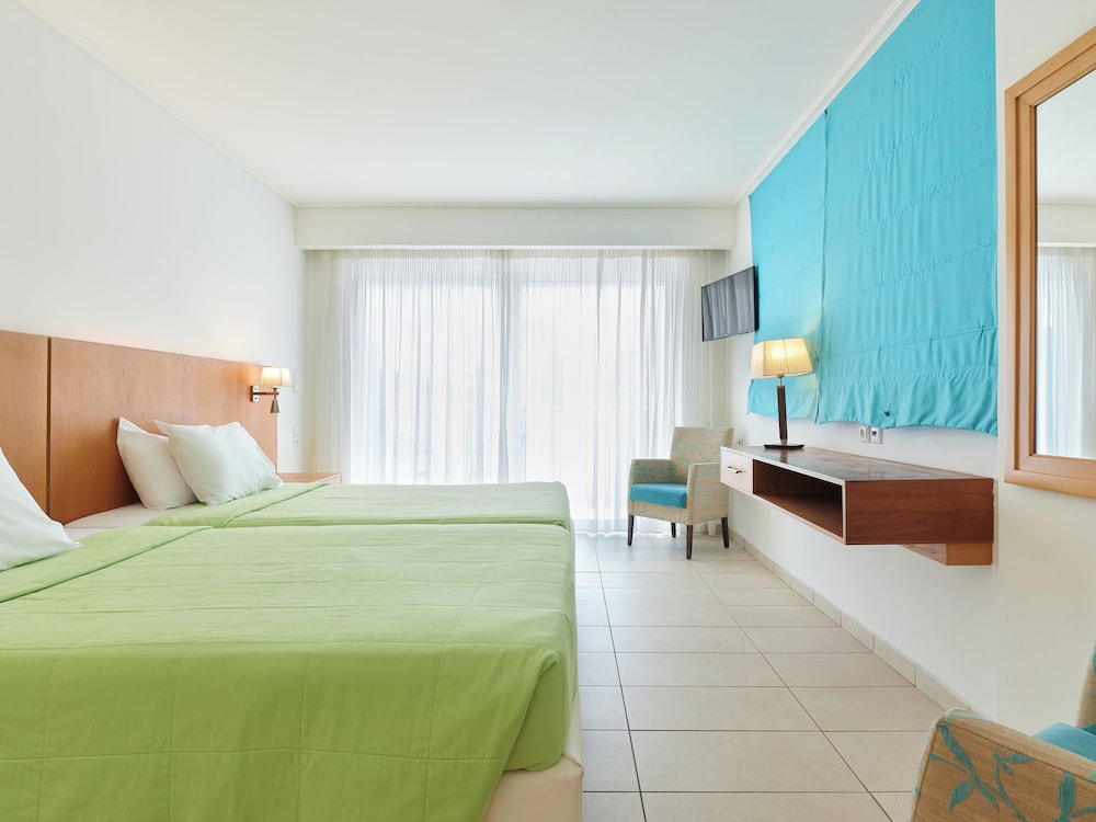 Kinetta Beach Resort Spa 12/56