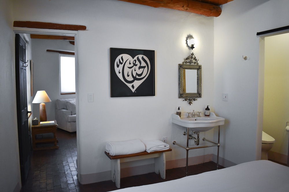 El Paradero Bed & Breakfast Inn 55/79