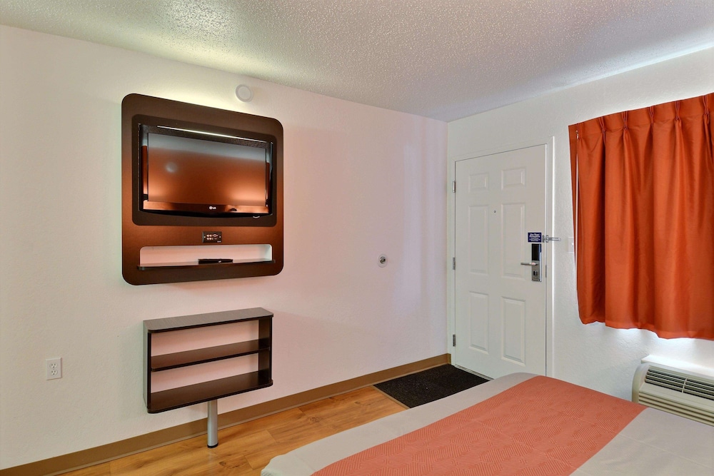 Motel6 Tewksbury, MA - Boston 18/42