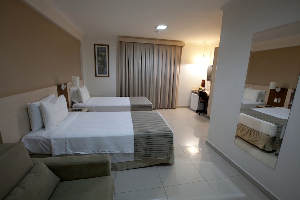 Oitis Hotel 13/63