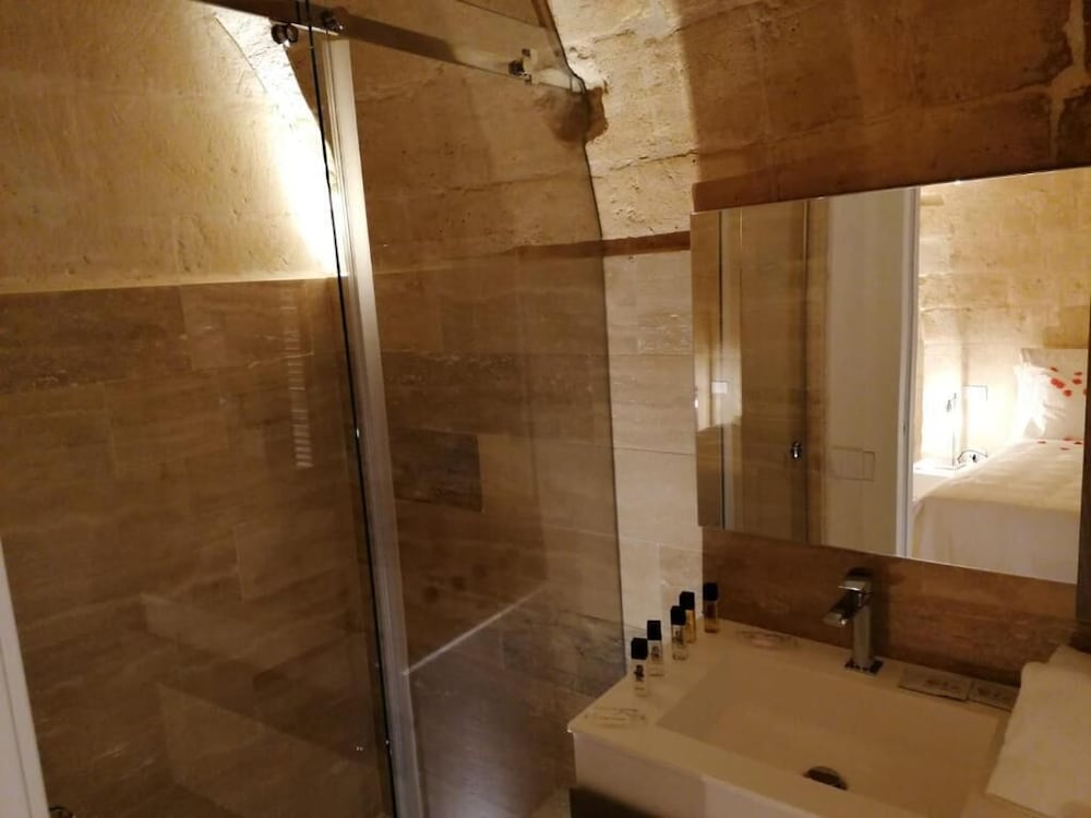 Cinque Elementi Sassi Matera 35/50