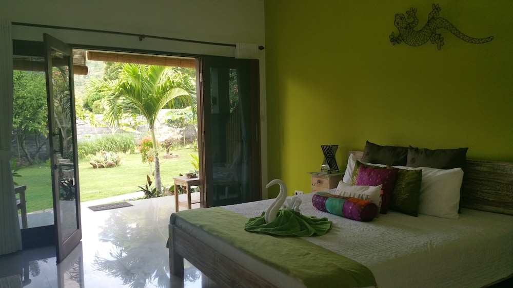 Nalini Resort 6/50