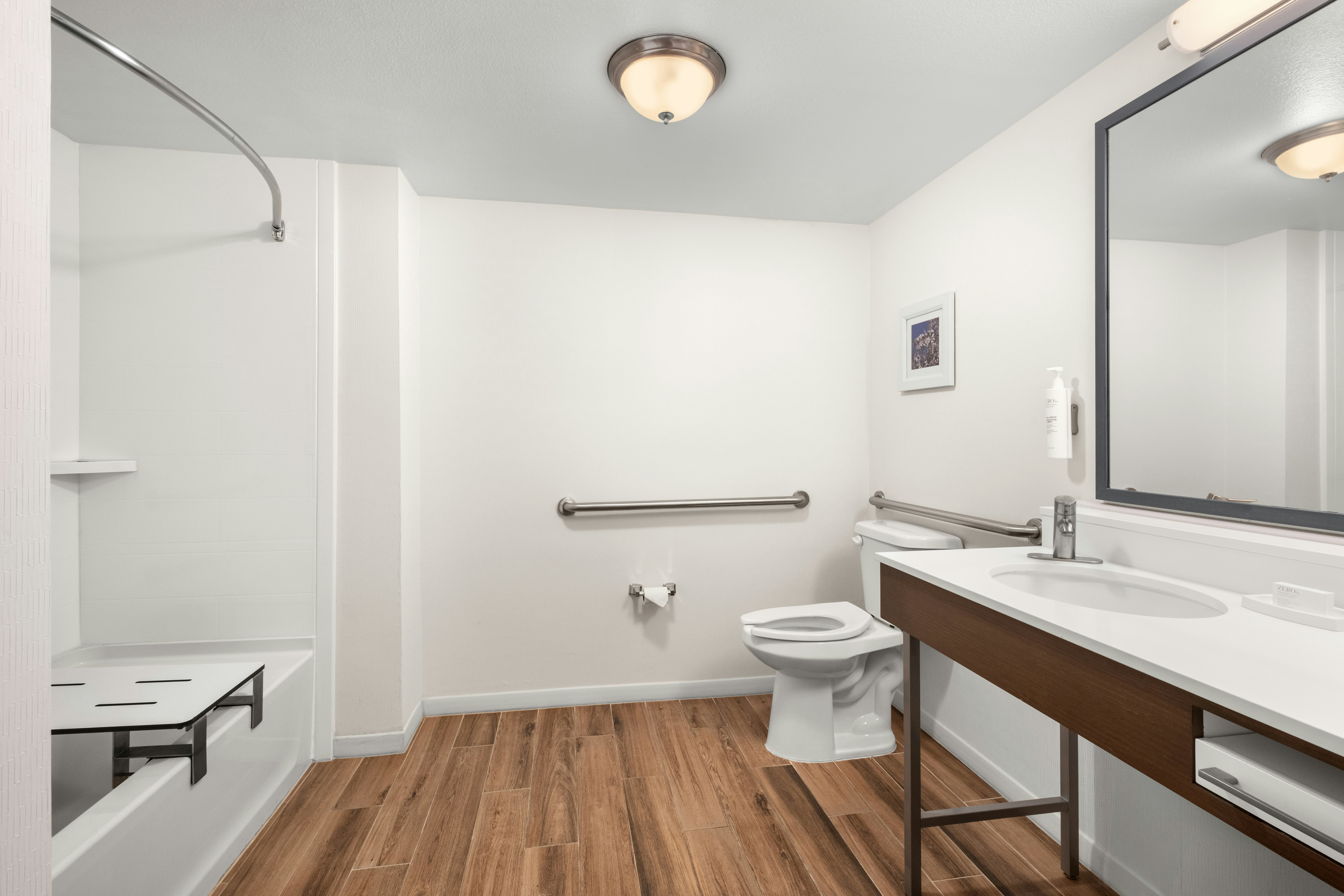 ROOM, 2 QUEEN BEDS, ACCESSIBLE