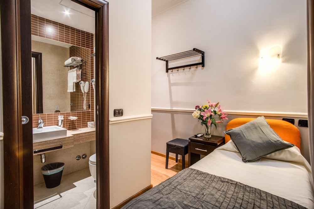 Everest Inn Rome 14/58