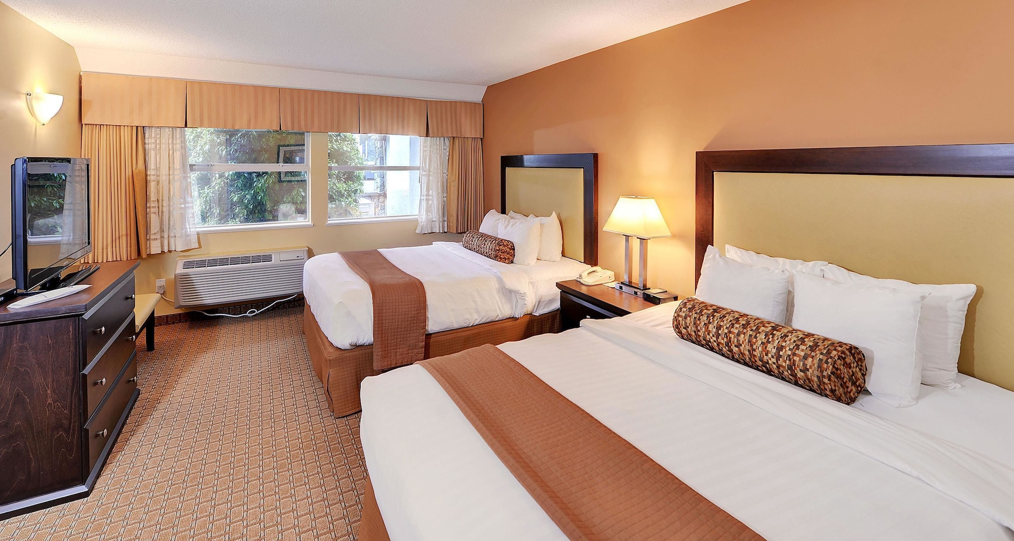 Standard, 2 Queen Beds