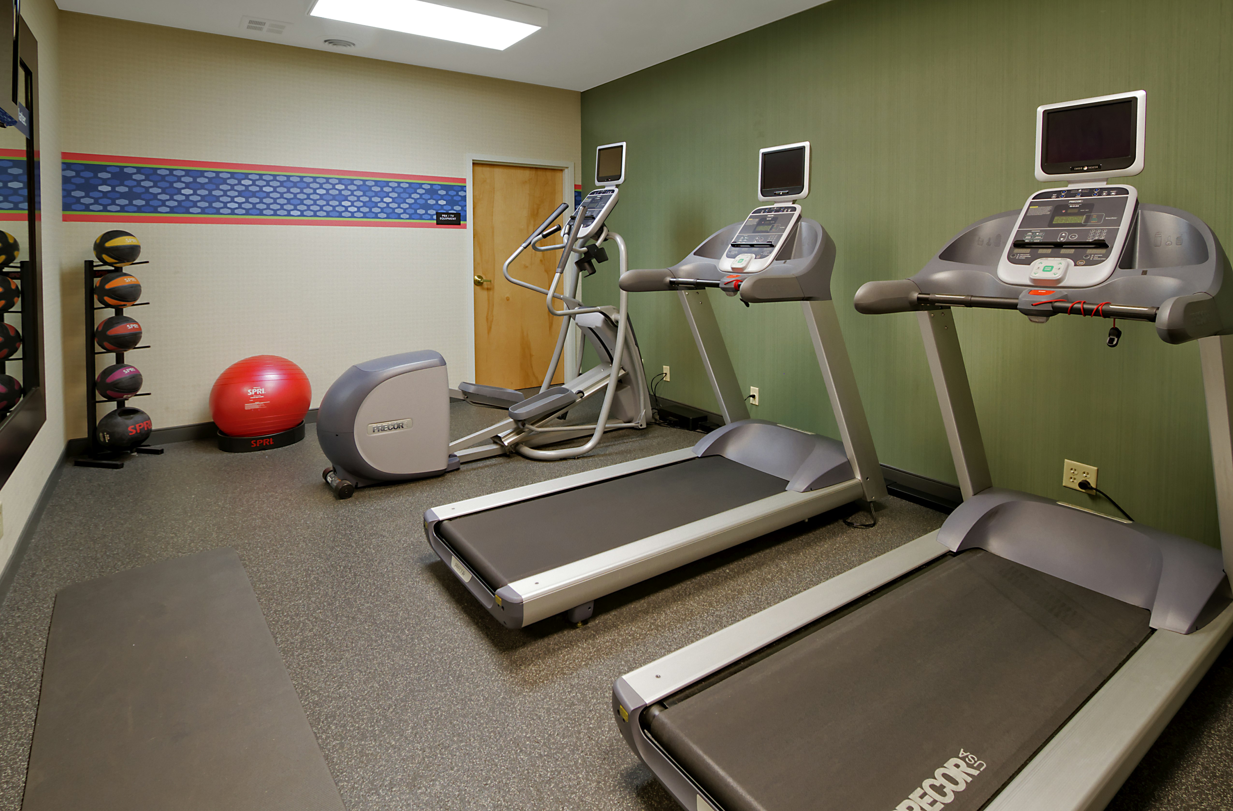 Hampton Inn & Suites Kalamazoo-Oshtemo 25/42