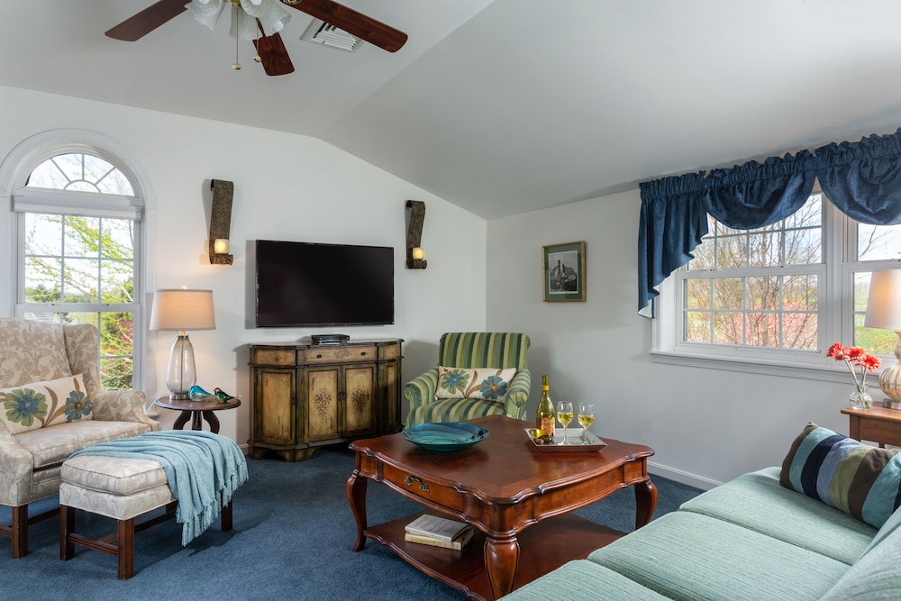 The Inn at Westwynd Farm B B 21/50