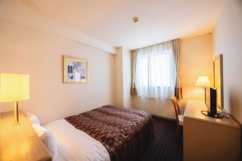 Hirosaki Plaza Hotel 40/50