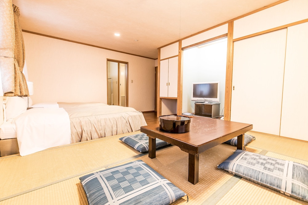 Petit Hotel Enchante 8/47