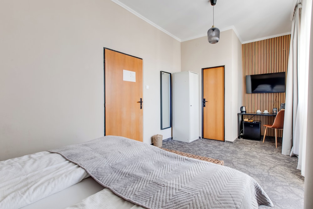 غرفة بسرير كوين بشرفة، Andante Hotel 5/10