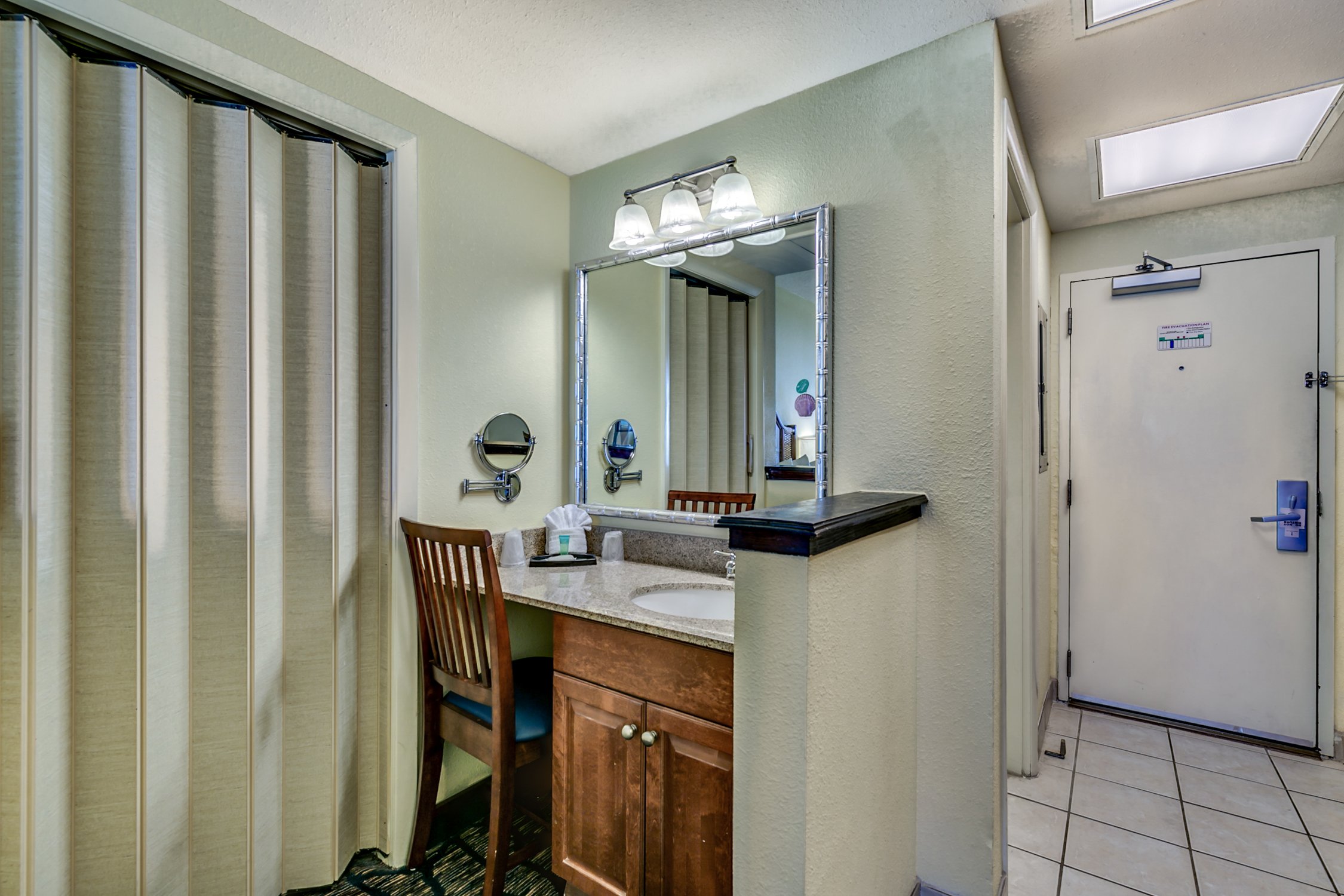 Dunes Village Resort 60/62