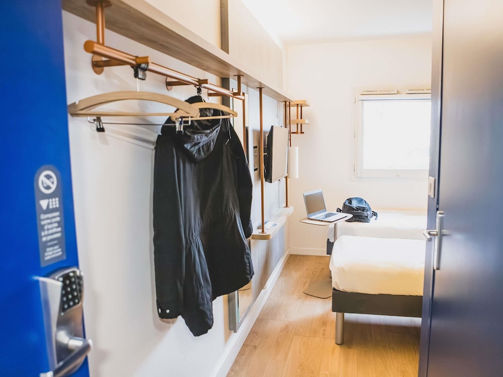 Ibis Budget Dijon Saint Apollinaire 27/34