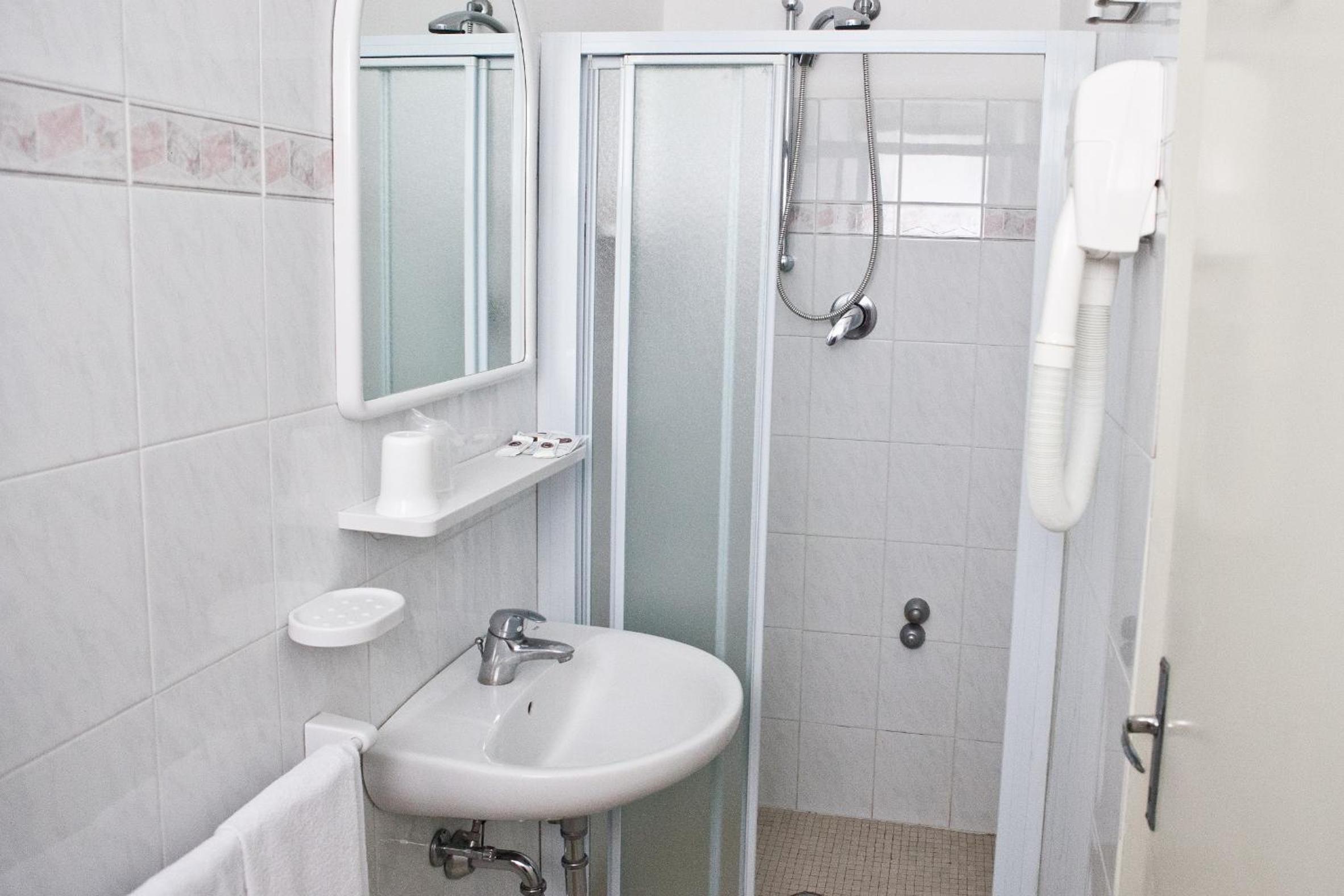 Hotel Latini 47/50