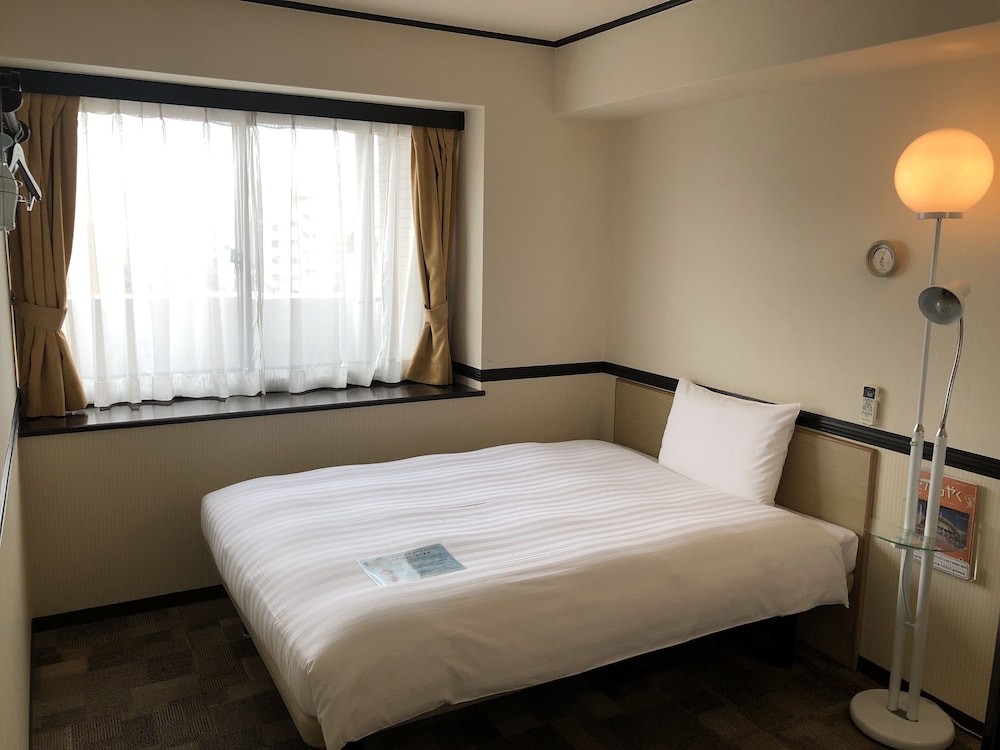 Toyoko Inn Tokyo Tozai Line Nishikasai 14/65
