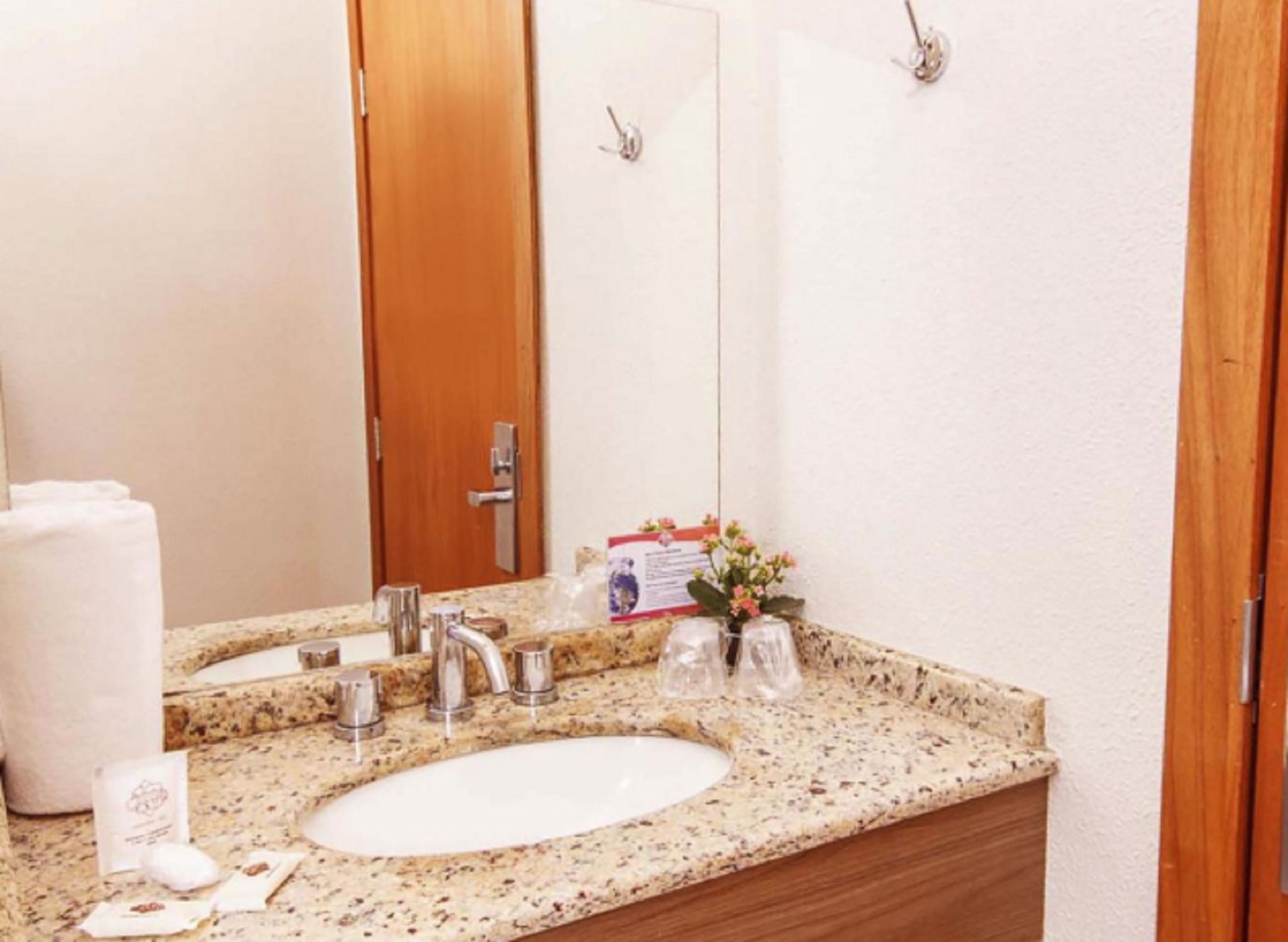 HOTEL 10 PONTA GROSSA 31/31
