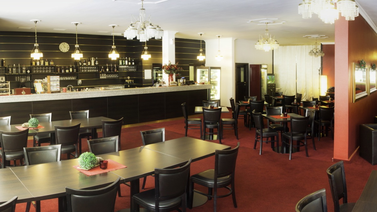 Hotel Slovan 82/100