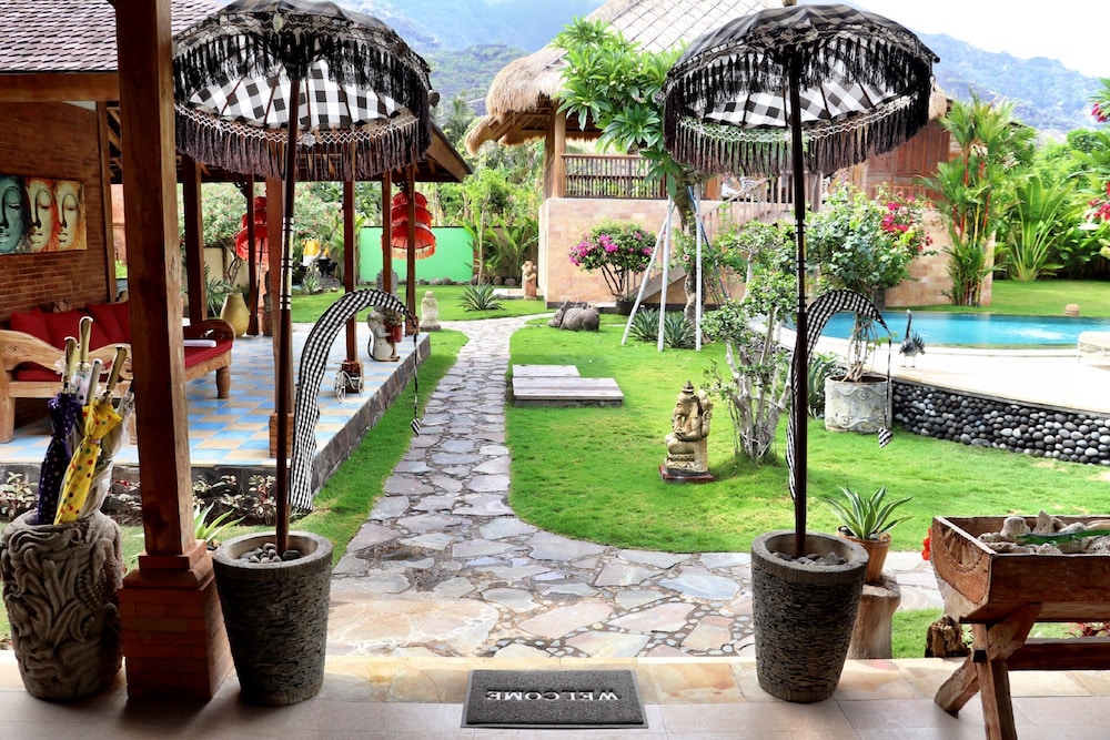 Sun Suko Boutique Retreat 7/69