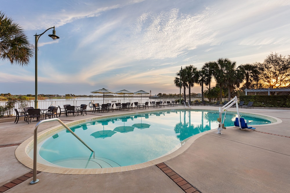 The Waterfront Inn 3/63