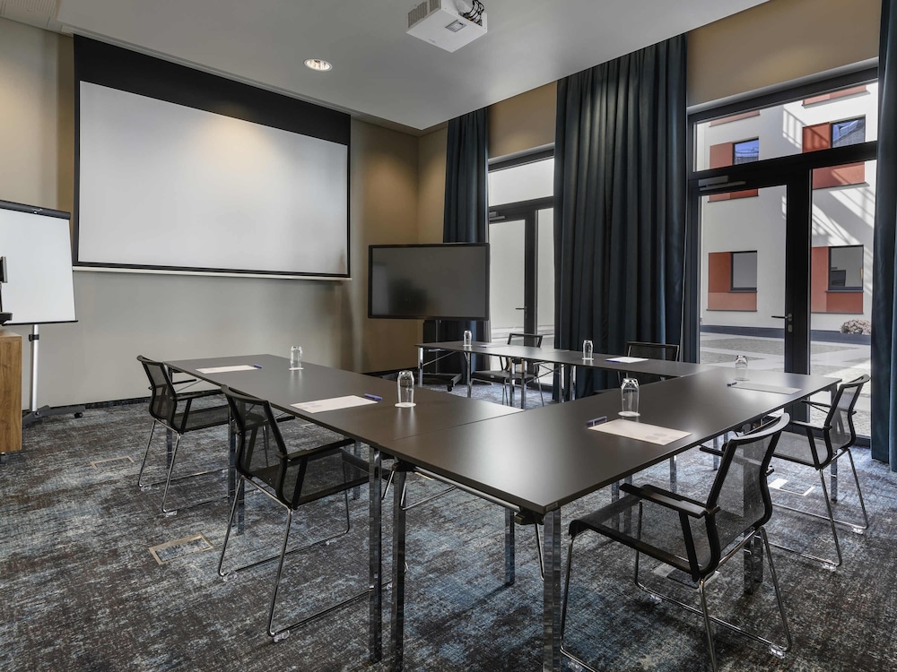 Novotel Regensburg Zentrum 64/69