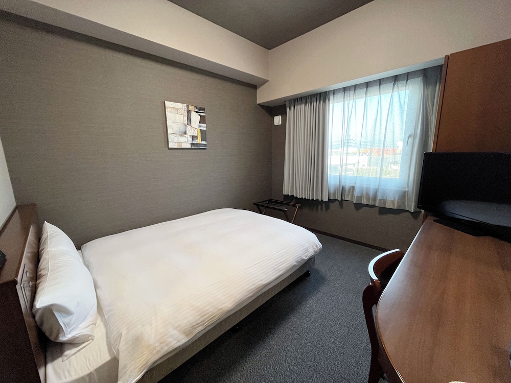 Hotel Route Inn SakaideKita Inter 12/62