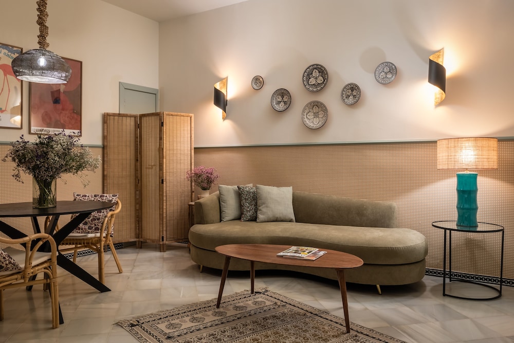Hotel Abril 25/50