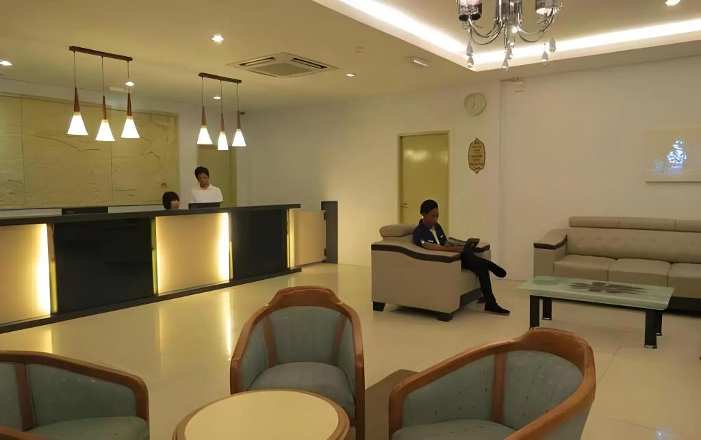 Hotel Puri 36 39/48