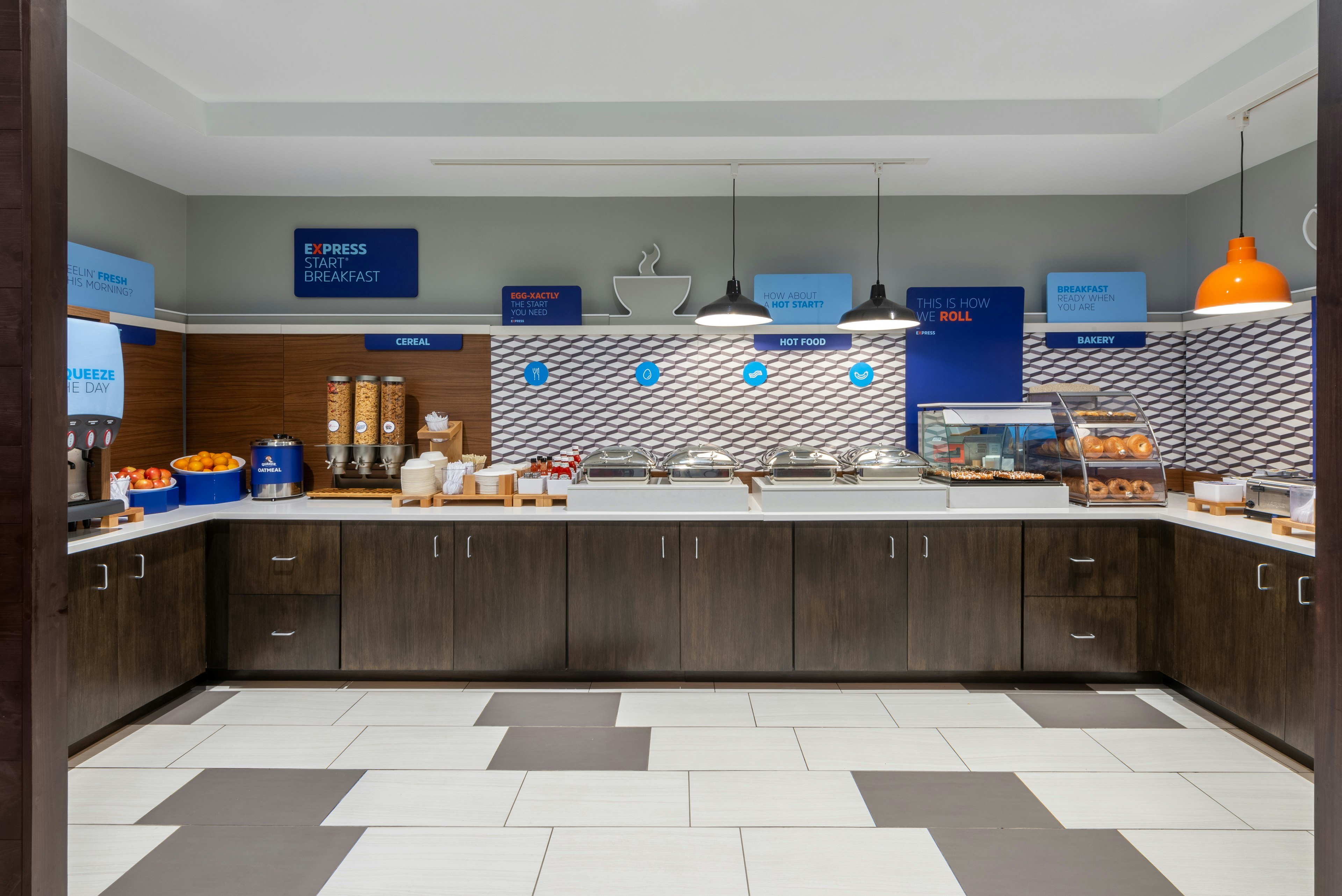 Holiday Inn Express State College Williamsburg Sq 5/48