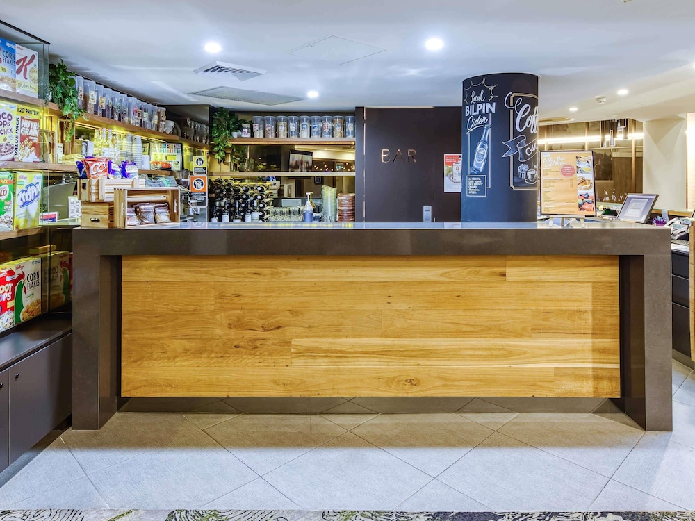 Mercure Penrith 9/69