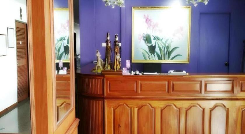 LOEI ORCHID 6/34