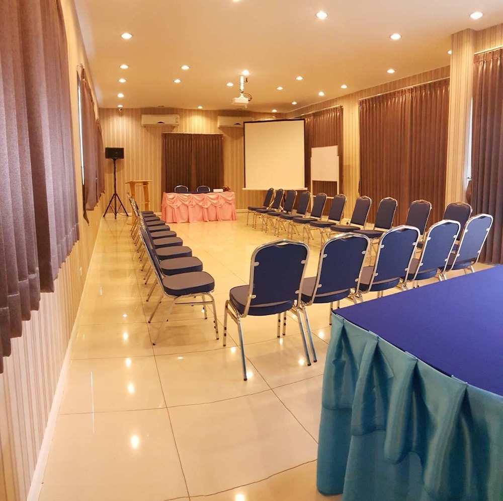 Harmony Resort Hotel 40/50