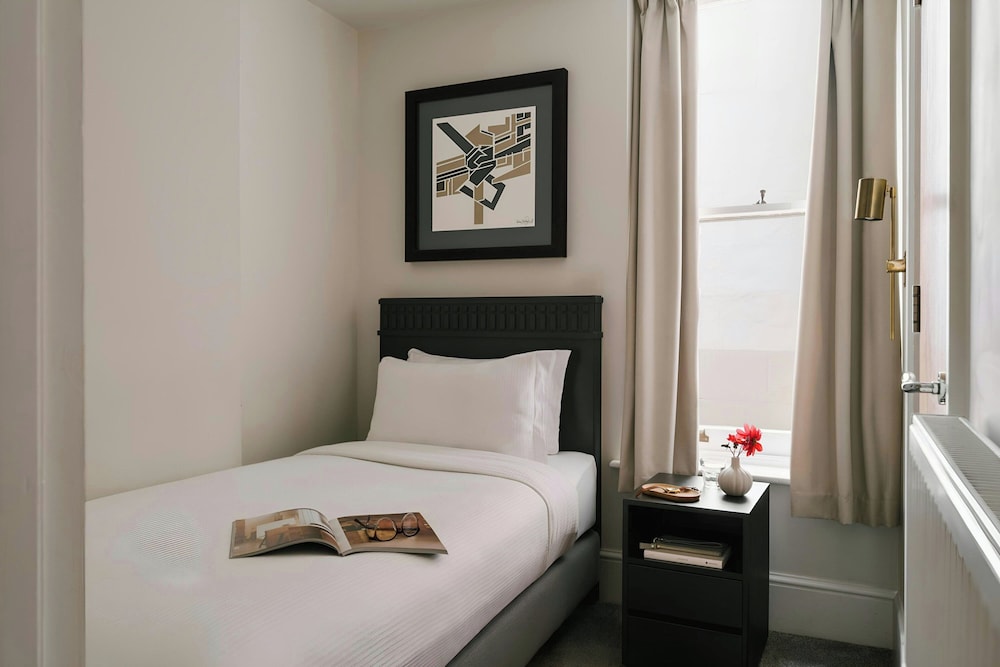Kensington Gardens Hotel, Sonder by Marriott Bonvoy 11/50