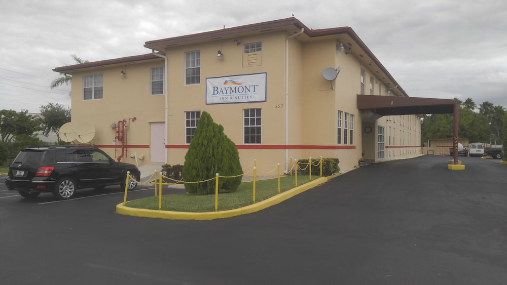 Belmont Inn Suites 5/50