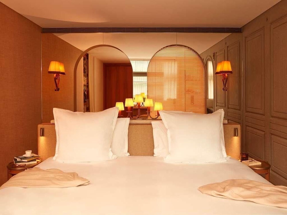 Mondrian Bordeaux Hotel des Carmes 15/56