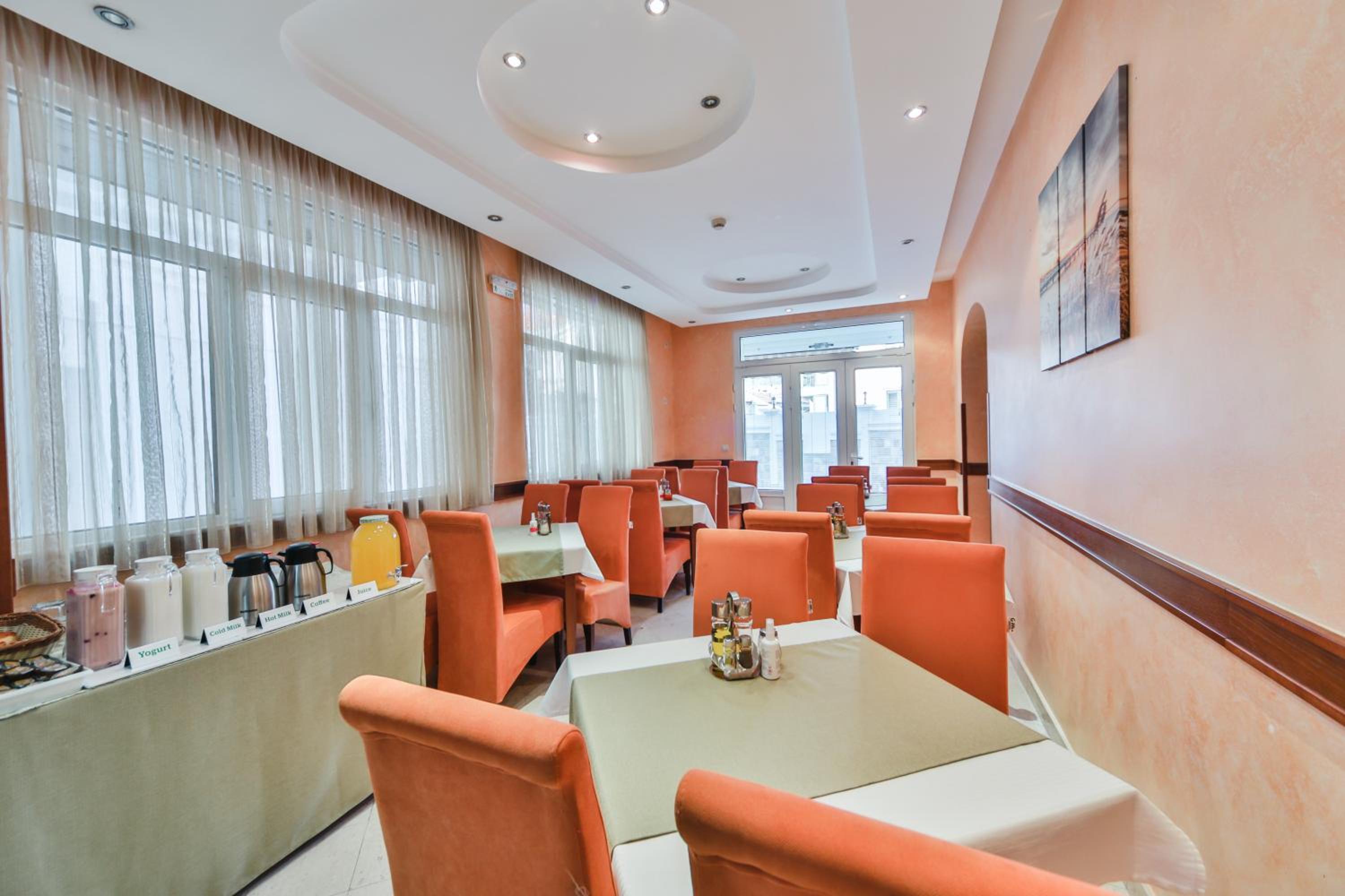Garni Hotel Koral 39/50