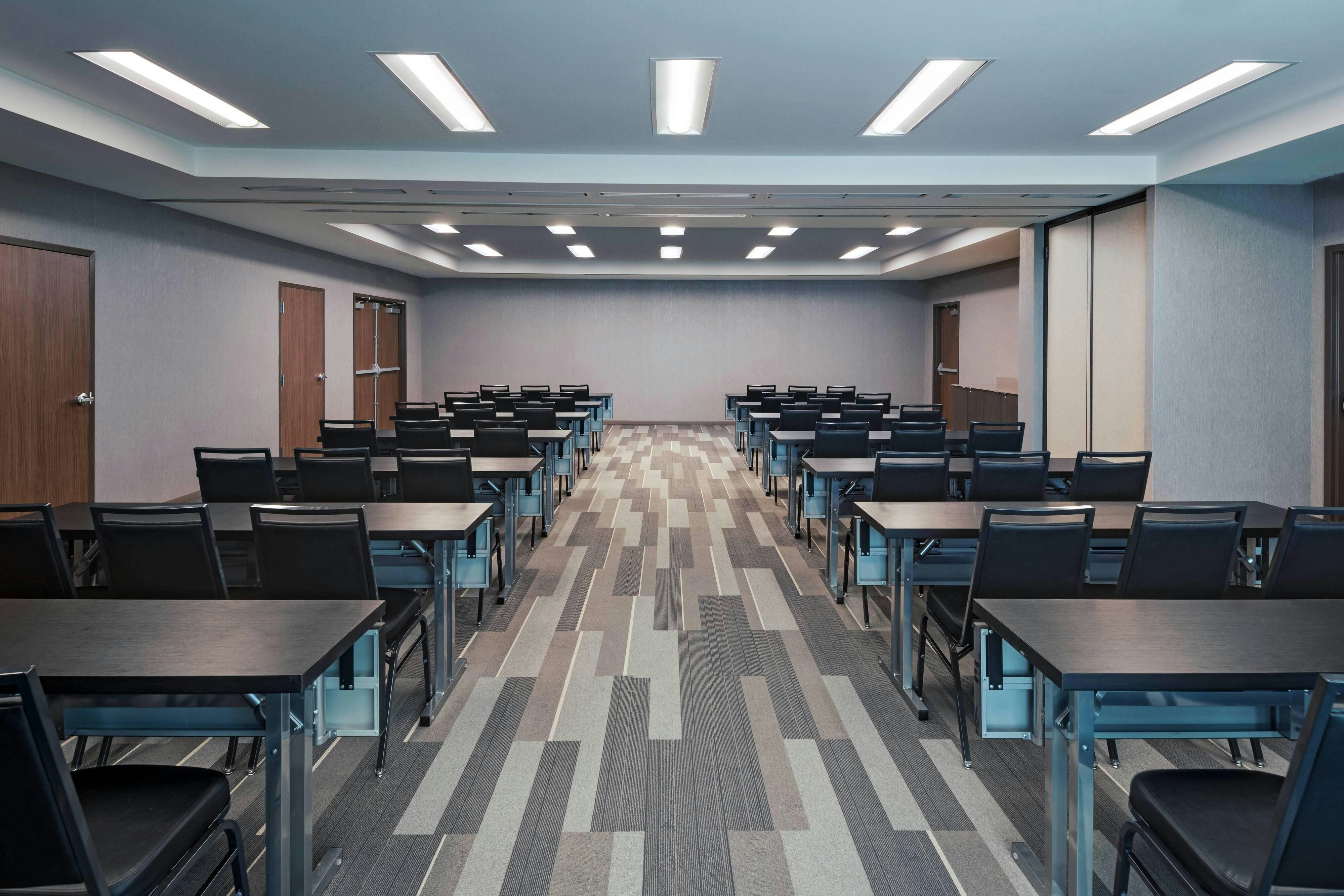 AC Hotel San Jose Escazu 43/55