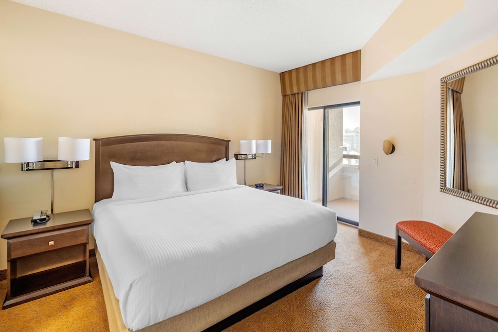 غرفة بسرير كينج بغرفة نوم واحدة لذوي الإعاقة، Hilton Vacation Club Polo Towers Las Vegas 2/3