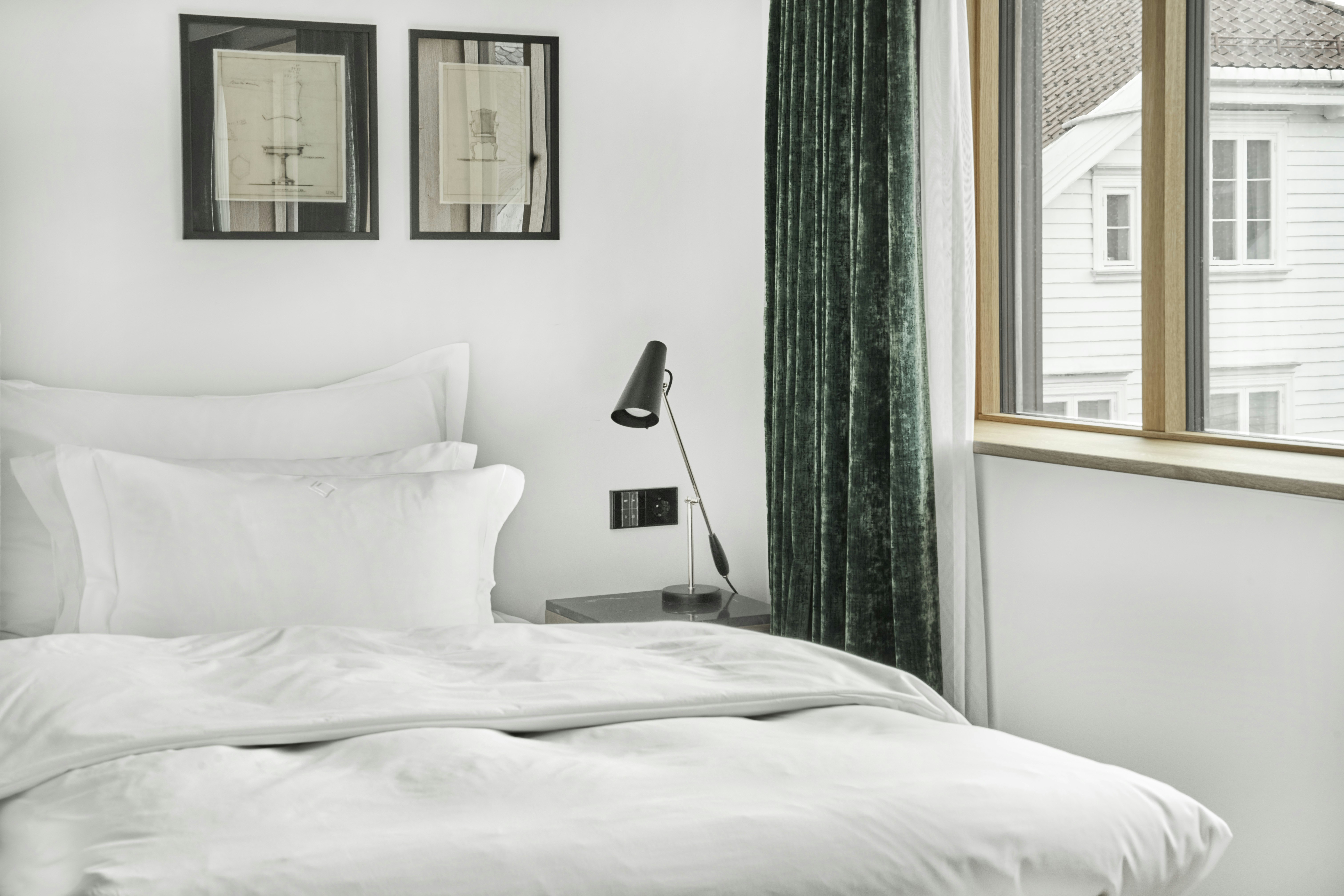Eilert Smith Hotel 11/45