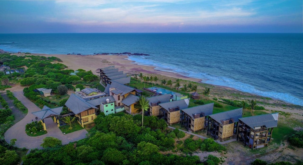 Laya Safari Resorts Spa 57/68