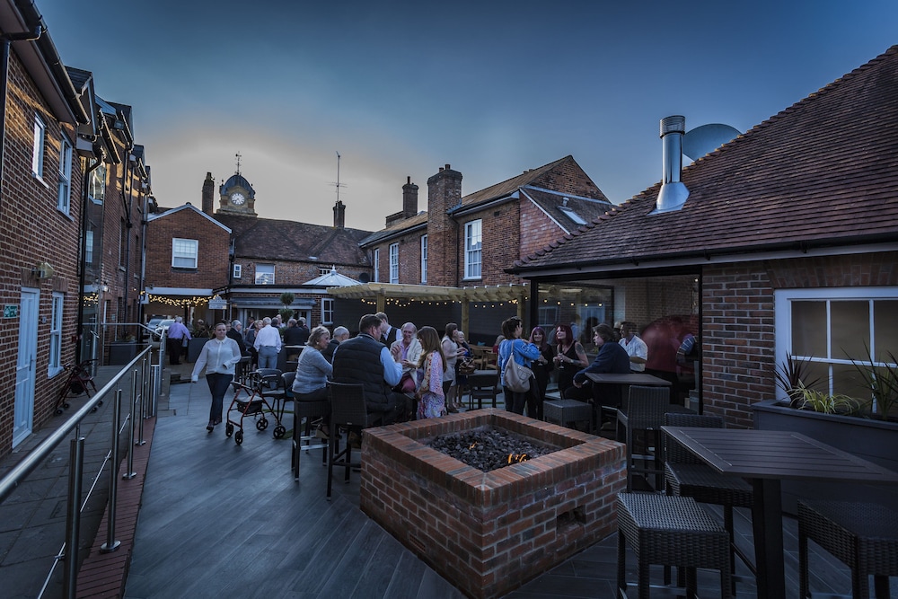 Three Swans Hotel 32/49
