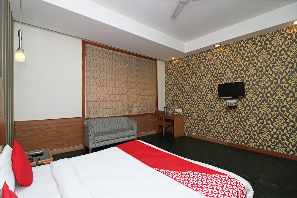 Oyo 421 One Hotel 16/44