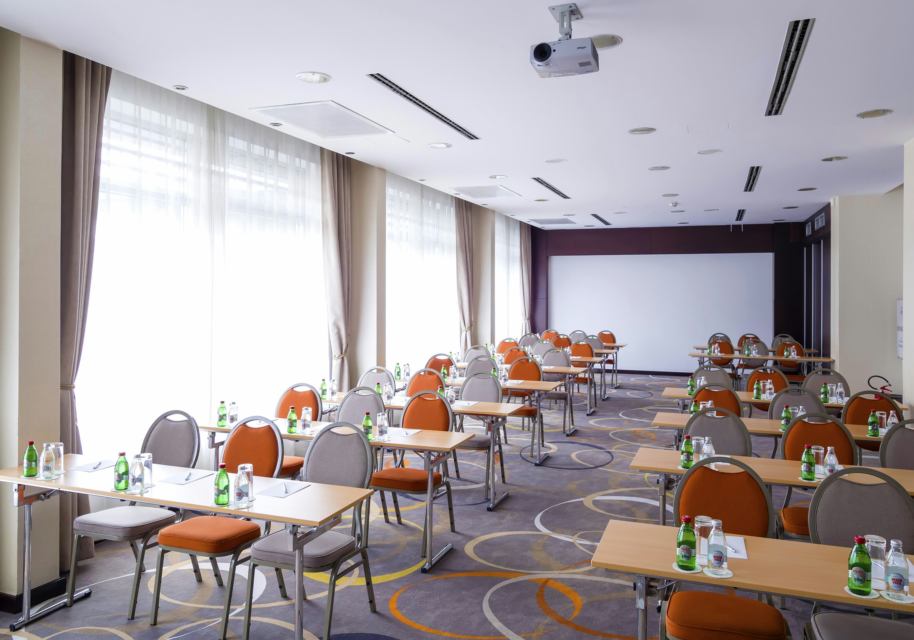 IN Hotel Belgrade 64/69